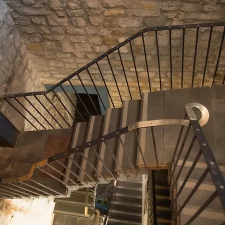 Gloria - Rebecca Piran