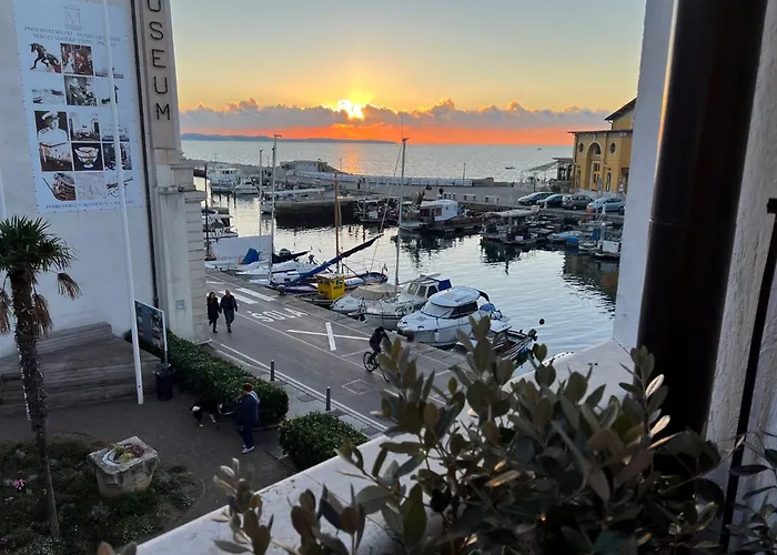 Gloria - Rebecca Πιράν